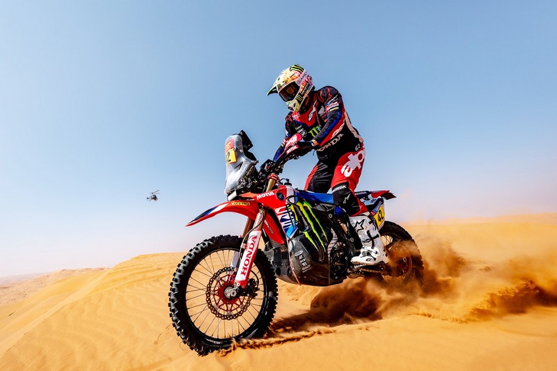 iZap Softworks - Imensidão de dunas é desafio na reta final do Rally Dakar 2025