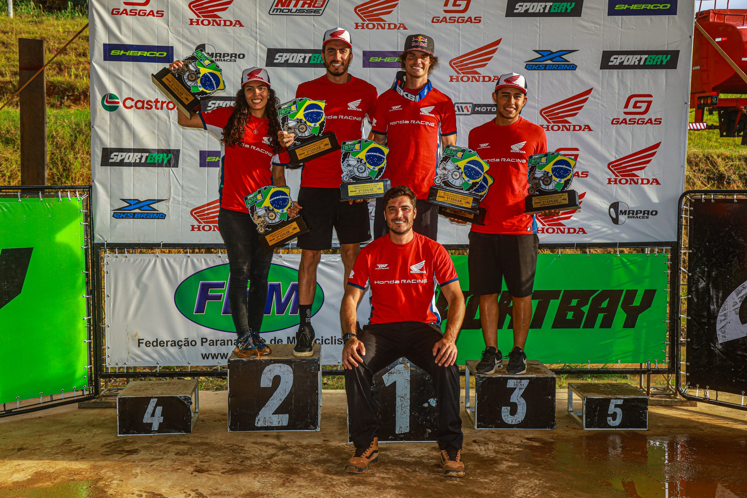 iZap Softworks - Honda Racing domina abertura do Brasileiro de Enduro 2025