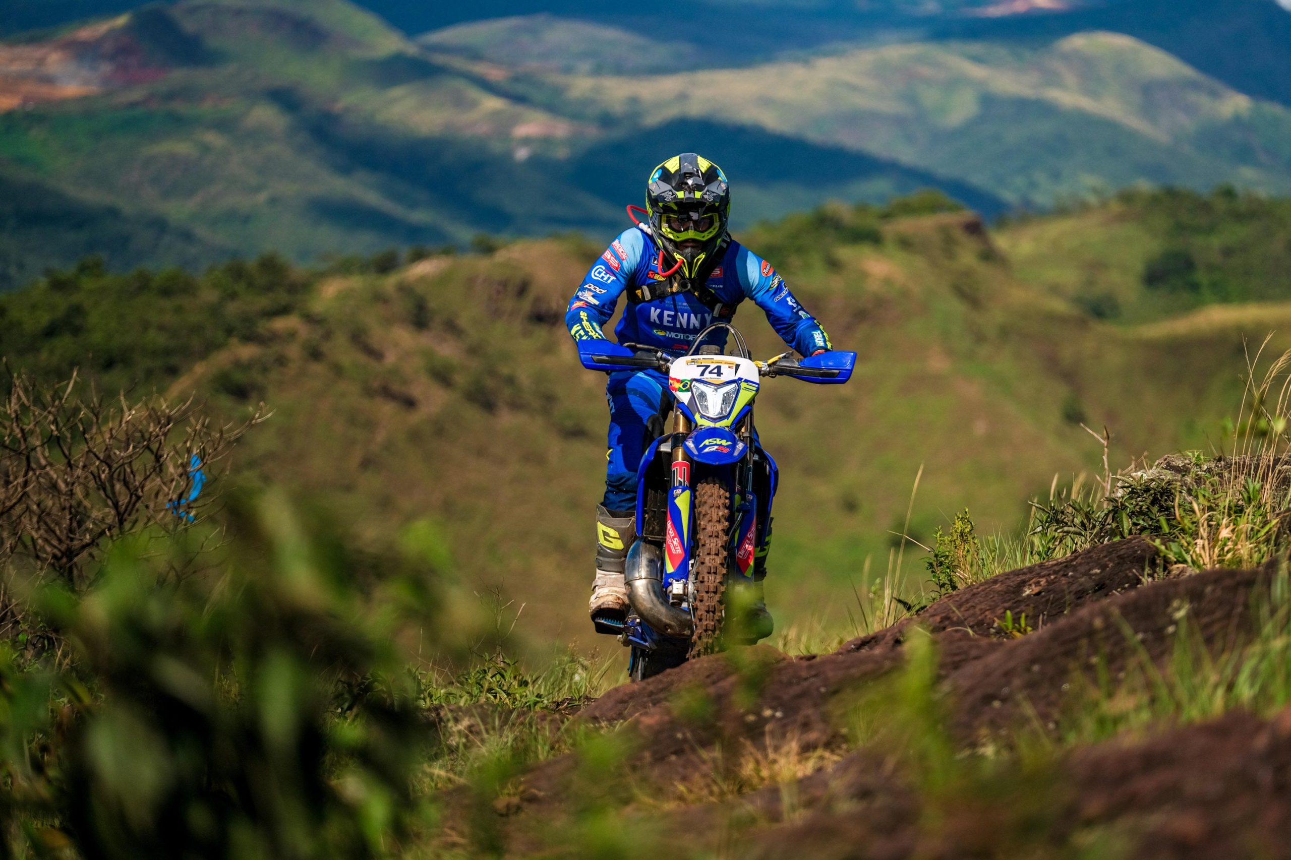 iZap Softworks - Barãomaniacs 2025 bate recordes e consagra Barão de Cocais-MG como capital latino-americana do Hard Enduro