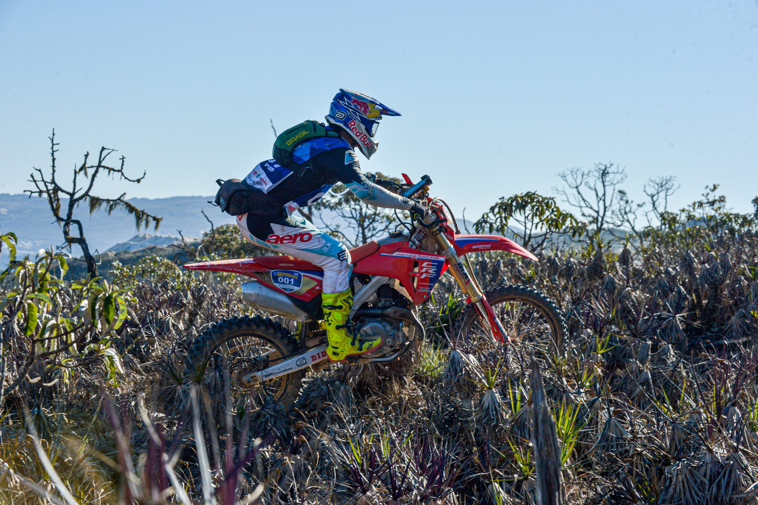 Mais Trilhas Bruno Crivilin, da Honda Racing, assume liderança do Enduro da Independência 2025