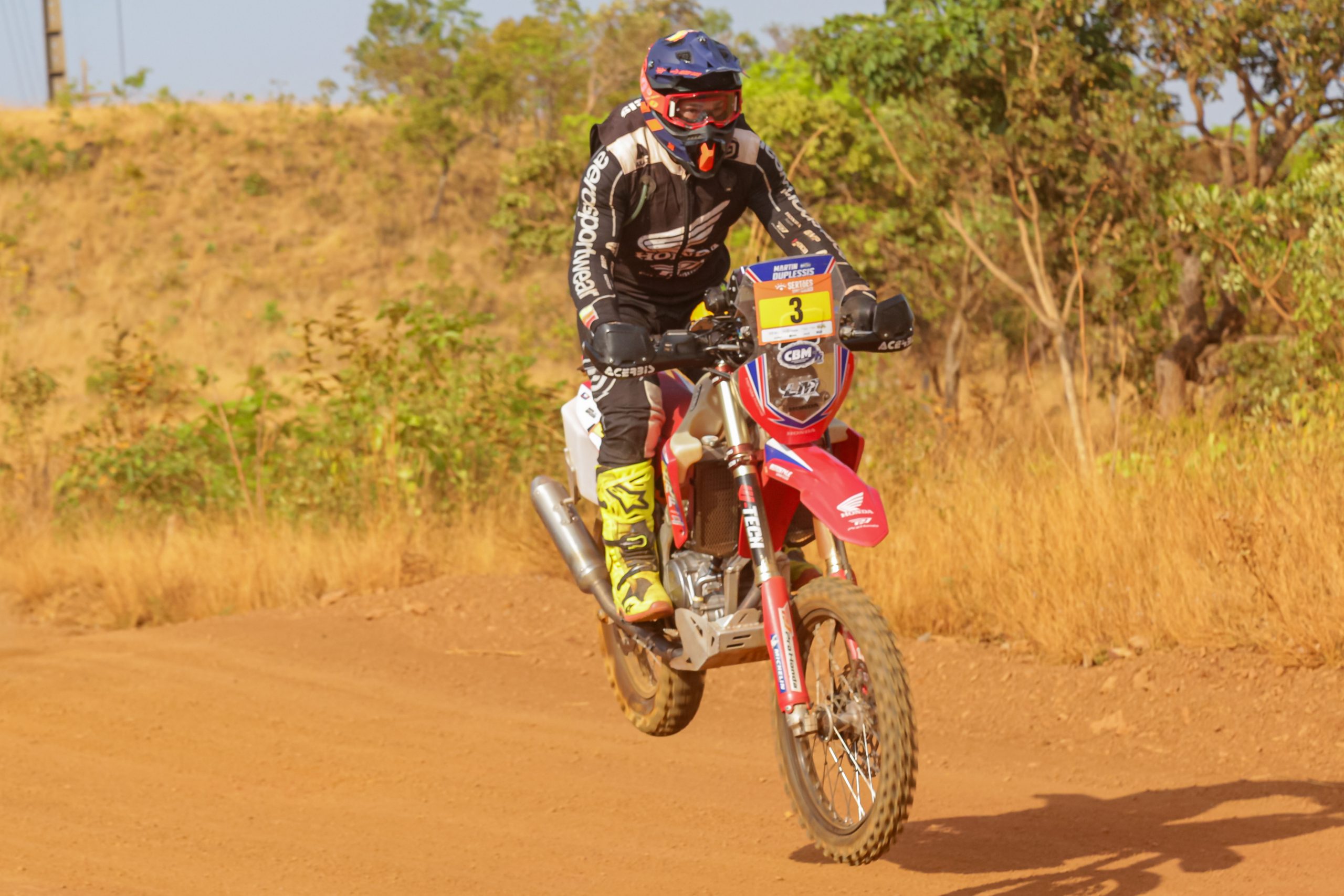 iZap Softworks - Martin Duplessis, da Honda Racing, vence primeira etapa do Sertões Series Tocantins 2025