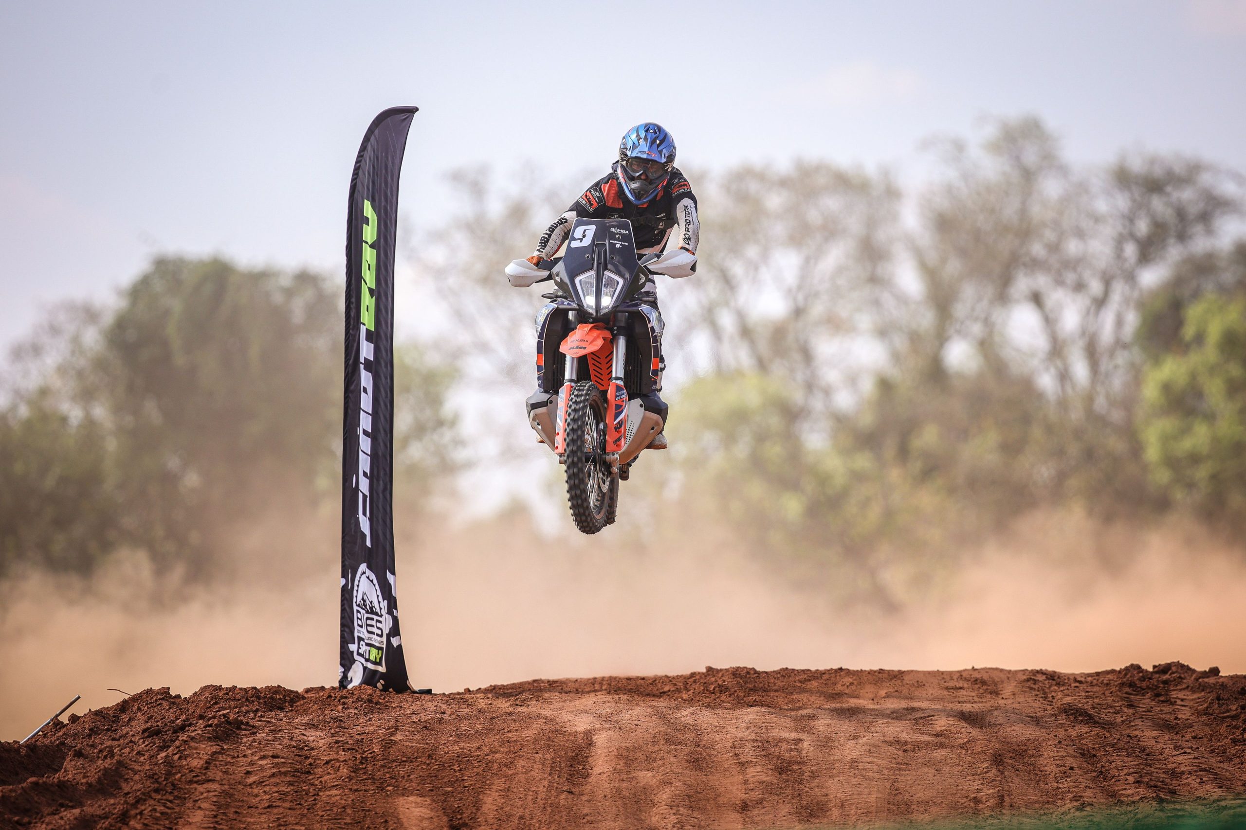 iZap Softworks - Release Oficial – BITES Brasileiro de Big Trail