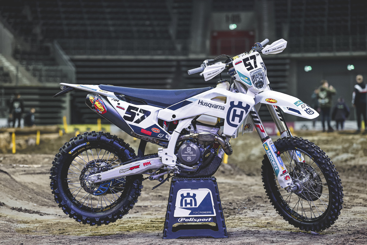 iZap Softworks - Husqvarna Factory Racing e Polisport se unem para 2026