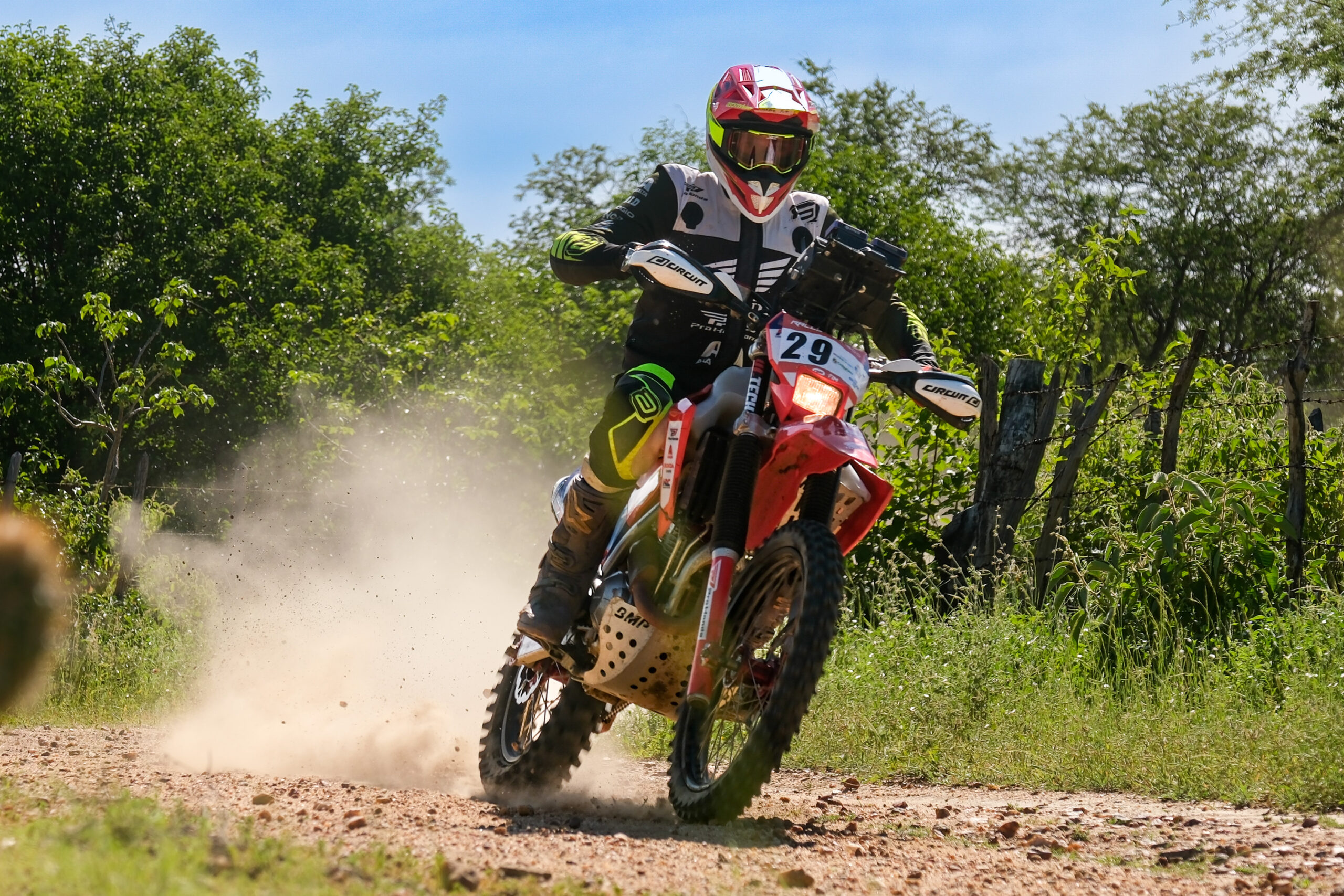 Mais Trilhas Honda Racing acelera pelo título no último dia do Rally RN 1500