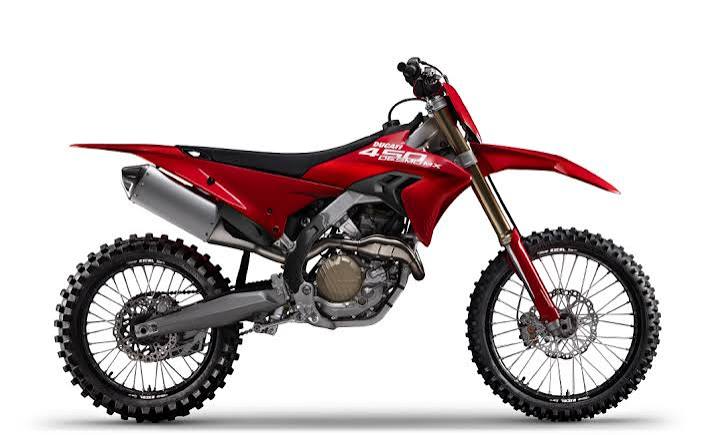 Mais Trilhas Ducati lança no Brasil a Desmo450 MX e MX Factory